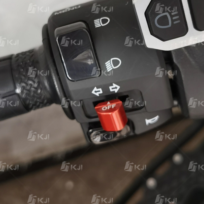 Yamaha XMAX/NMAX/NVX/AEROX 300 - Nmax Tech Max Accessories incelemesi ve fiyatı